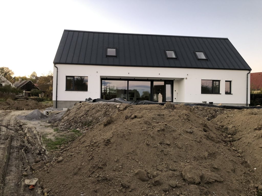 Před realizací
